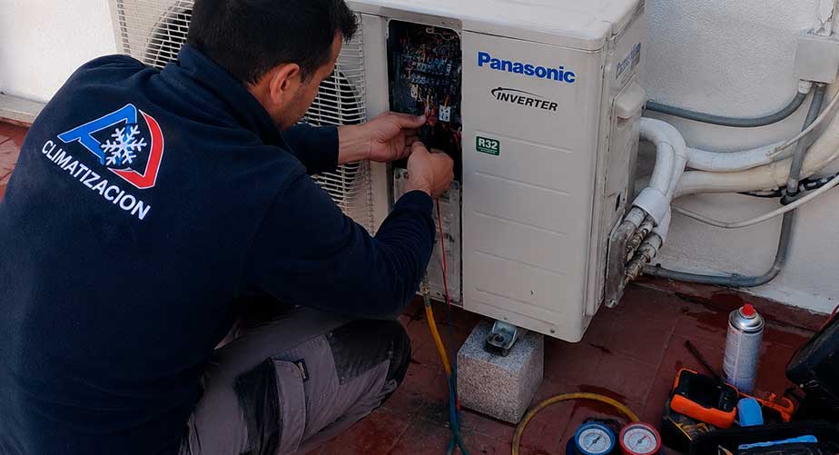 Técnico de aire acondicionado Panasonic en Madrid